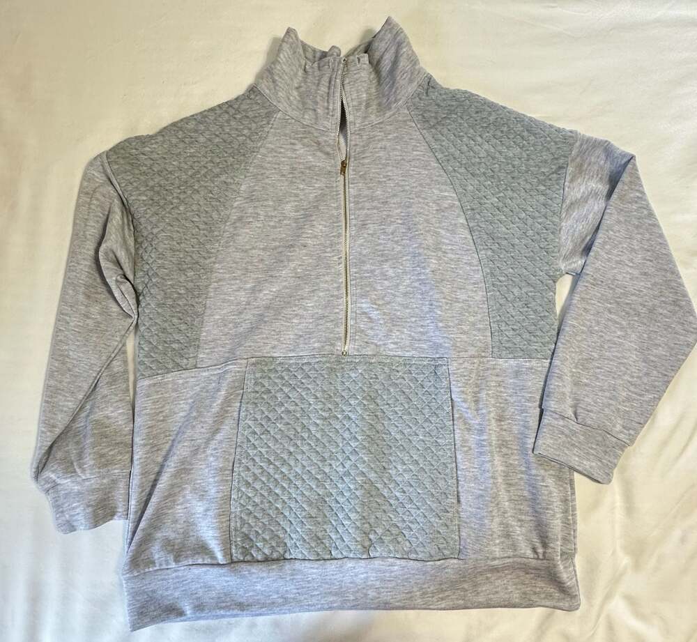 Women's Casual Gray Quarter Half-Zip Sweatshirt with Quilted Pockets and Panels